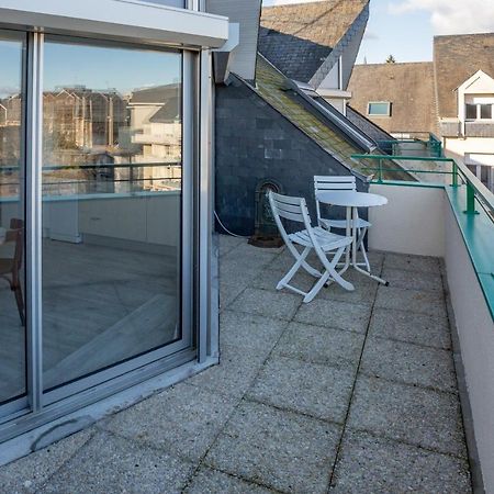 Le Mancini - Parking Et Terrasse Apartment Mayenne Exterior photo